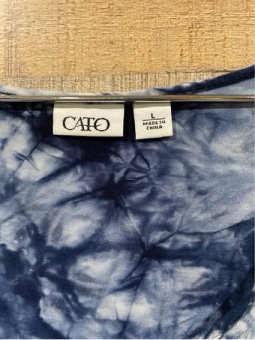 Cato Navy and White Tie-Dye Scoop Neck Fringe Hem Tee Size Large - Picture 5 of 5